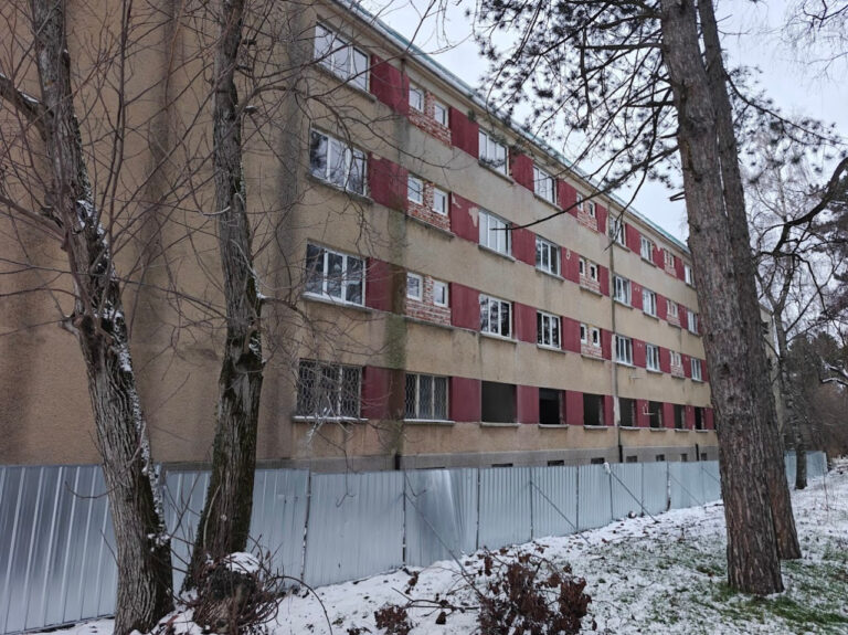 Напредват ремонтите в училища и детски градини в Русе