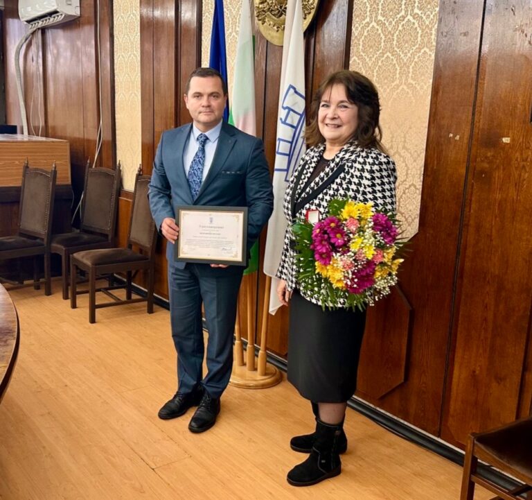 Учител награда