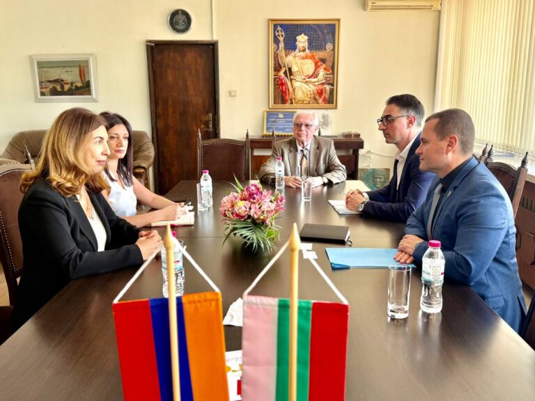 Пенчо Милков обсъди с посланика на Армения нови партньорства за Русе